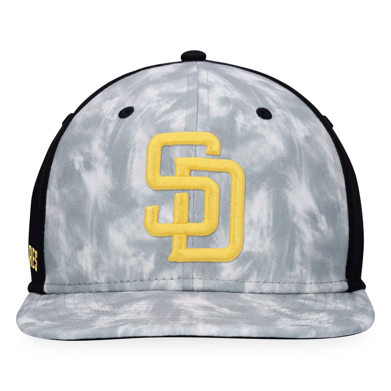 Men's San Diego Padres Majestic Gray Smoke Dye Snapback Hat 2 Men's San Diego Padres Majestic Gray Smoke Dye Snapback Hat - Image 2