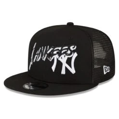Men's New York Yankees New Era Black Street Trucker 9FIFTY Snapback Hat