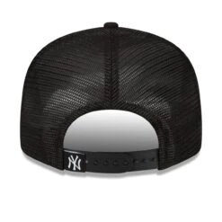 Men's New York Yankees New Era Black Street Trucker 9FIFTY Snapback Hat -Hat Shop mens new era black new york yankees street trucker 9fifty snapback hat ss5 p 4640909pv 4u mxigtjaczpopptshgkssv gmznmh0b9m4ujjx1mhd1