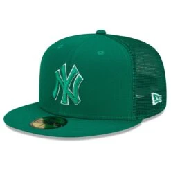 Men's New York Yankees New Era Green 2022 St. Patrick's Day 59FIFTY Fitted Hat