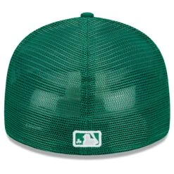 Men's New York Yankees New Era Green 2022 St. Patrick's Day Low Profile 59FIFTY Fitted Hat -Hat Shop mens new era green new york yankees 2022 st patricks day low profile 59fifty fitted hat pi4418000 altimages ff 4418242 6ef5467c280945efed5falt4 full