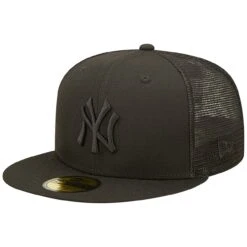 Men's New York Yankees New Era Blackout Trucker 59FIFTY Fitted Hat